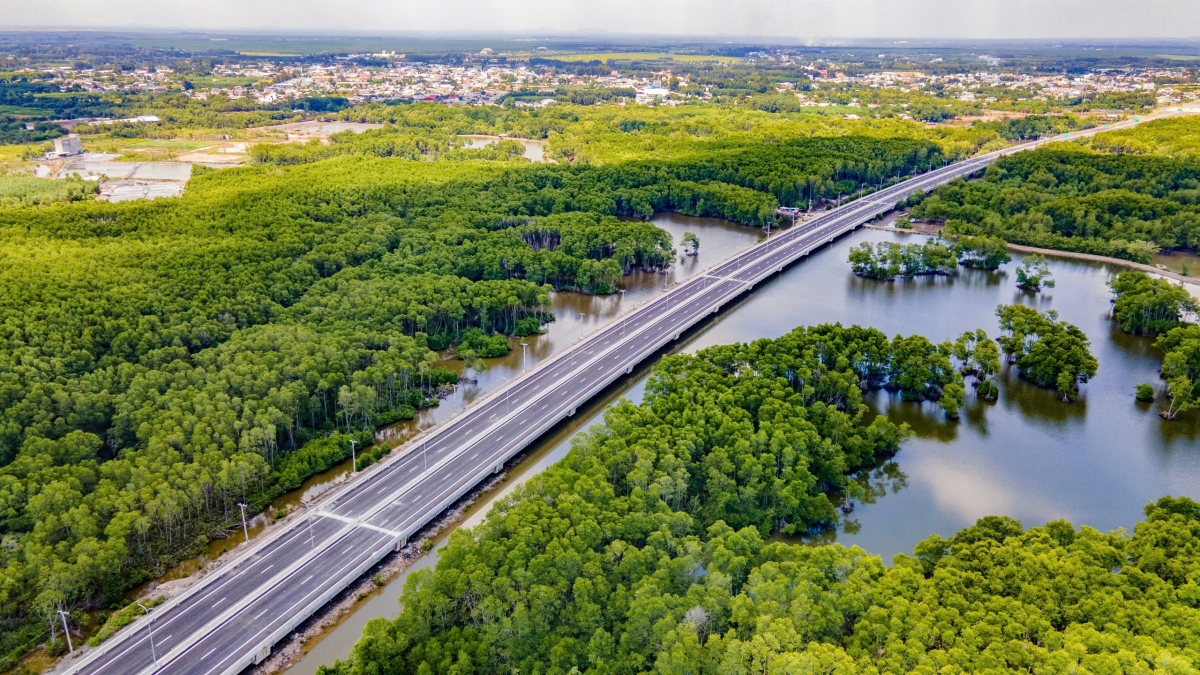 Một đoạn tuyến cao tốc Bến Lức - Long Thành đã hoàn thành.