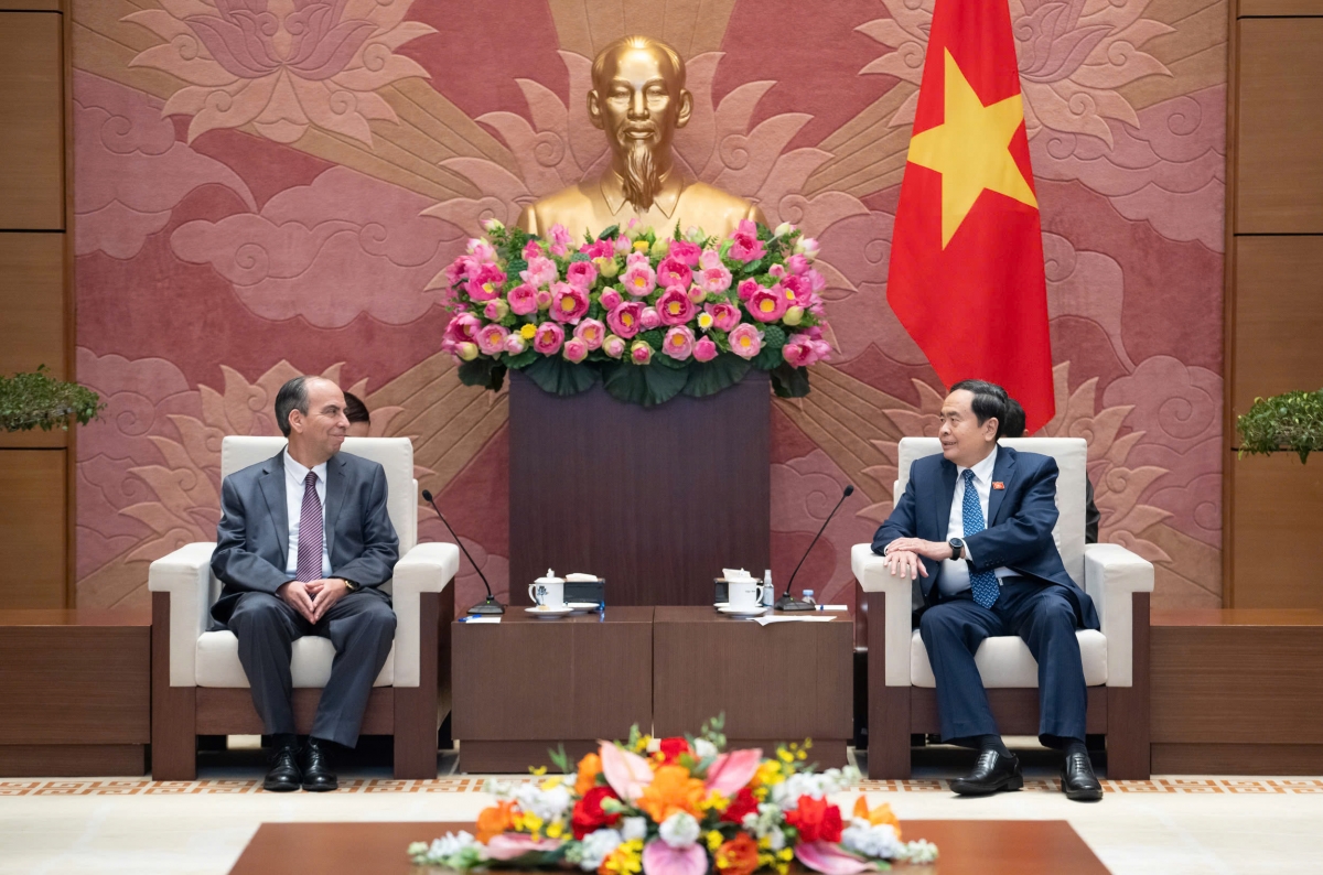Mối quan hệ giữa Việt Nam và Cuba đang ở gia đoạn phát triển toàn diện, bền vững và hai nước đang cùng hợp tác trên các lĩnh vực chính trị, tác kinh tế, thương mại và đầu tư song phương, văn hóa.