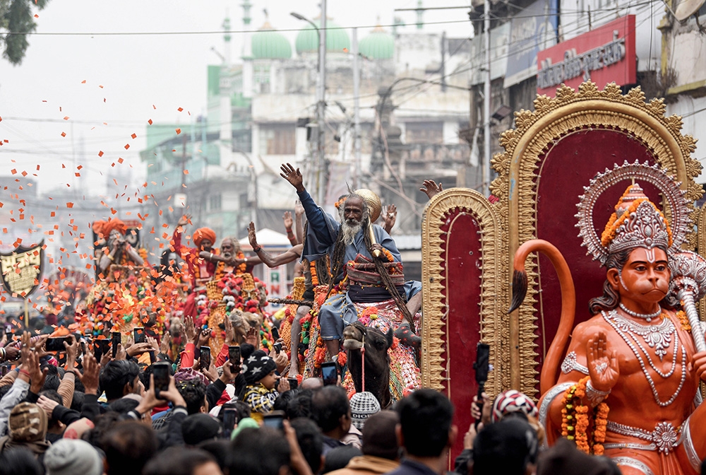 Hàng loạt các hoạt động tôn giáo được tổ chức trong Lễ hội Kumbh Mela. Ảnh: ANI