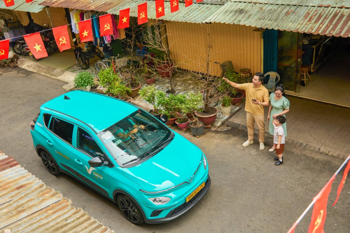 Dịch vụ của Xanh SM được đánh giá cao khi mang lại trải nghiệm di chuyển tiện nghi, an toàn cùng sự thân thiện, lịch thiệp và chuyên nghiệp của tài xế