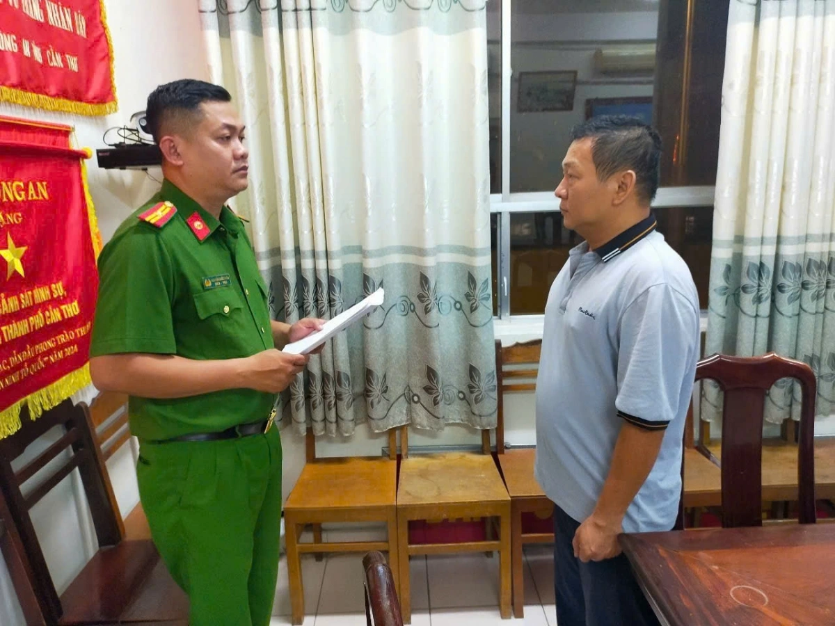 Bắt tạm giam và khám xét nơi ở của Đỗ Đoàn Thiên Vương