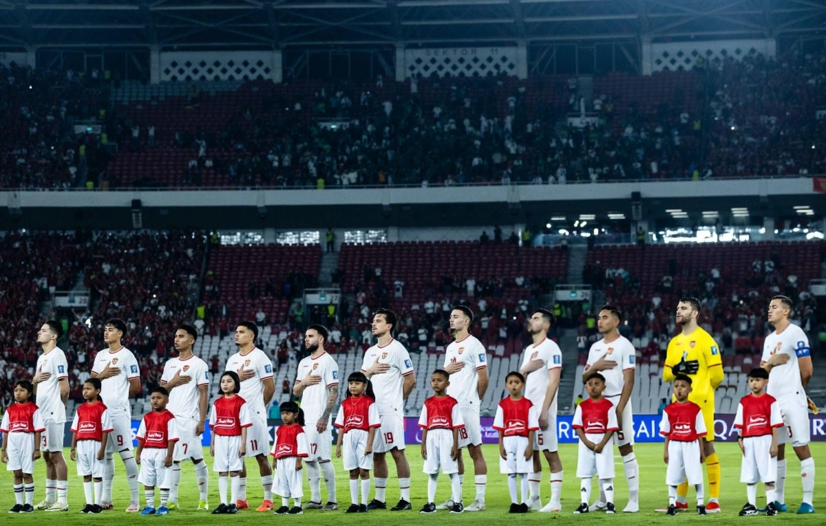 ĐT Indonesia thi đấu trên sân Bung Karno ở vòng loại World Cup 2026 hồi tháng 11/2024. (Ảnh: Getty). 