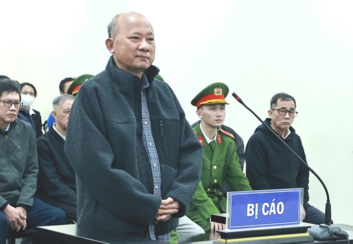 Cựu Chủ tịch UBND tỉnh Bình Thuận Lê Tiến Phương tại phiên toà.
