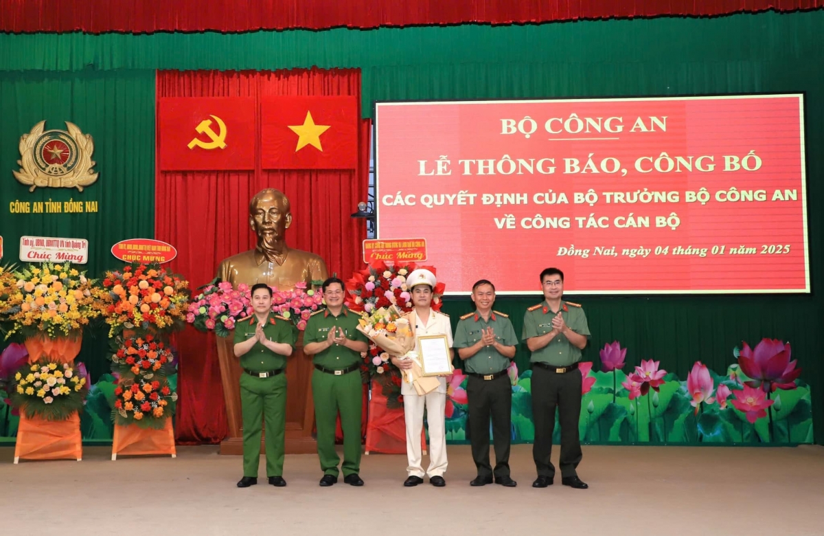 Quang cảnh buổi lễ (Ảnh: Công an tỉnh Đồng Nai)