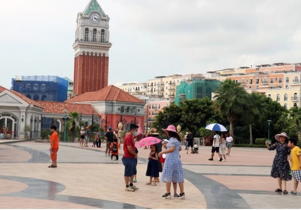 The An Thoi – Hon Thom cable car in Phu Quoc city, Kien Giang province is among the top tourist destinations for domestic and international tourists.
