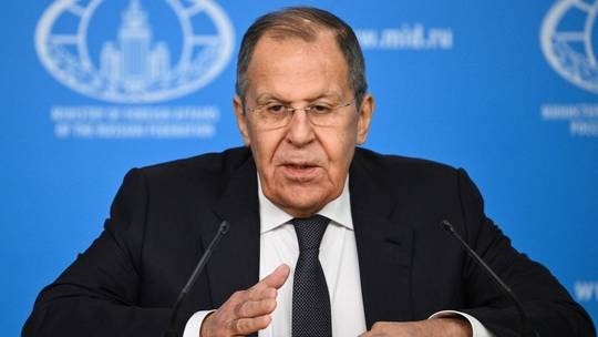 Ngoại trưởng Nga Sergei Lavrov họp báo ngày 14/1/2025. Ảnh: Sputnik