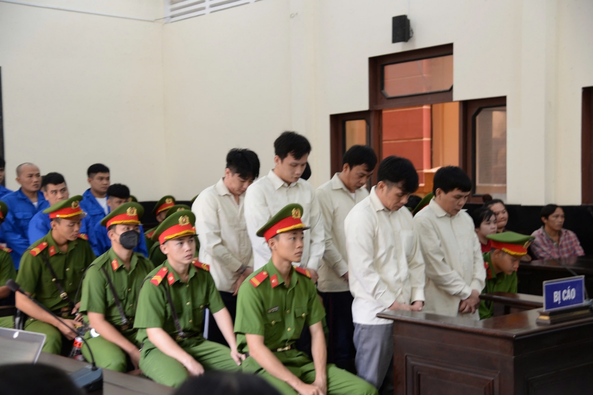 Nhiều bị cáo có liên quan vụ án ra tòa
