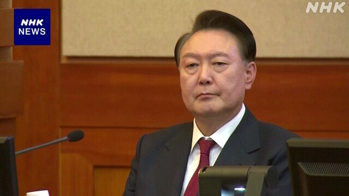 Tổng thống Yoon Suk Yeol bị khởi tố với tội danh chủ mưu gây nội loạn - Ảnh: NHK