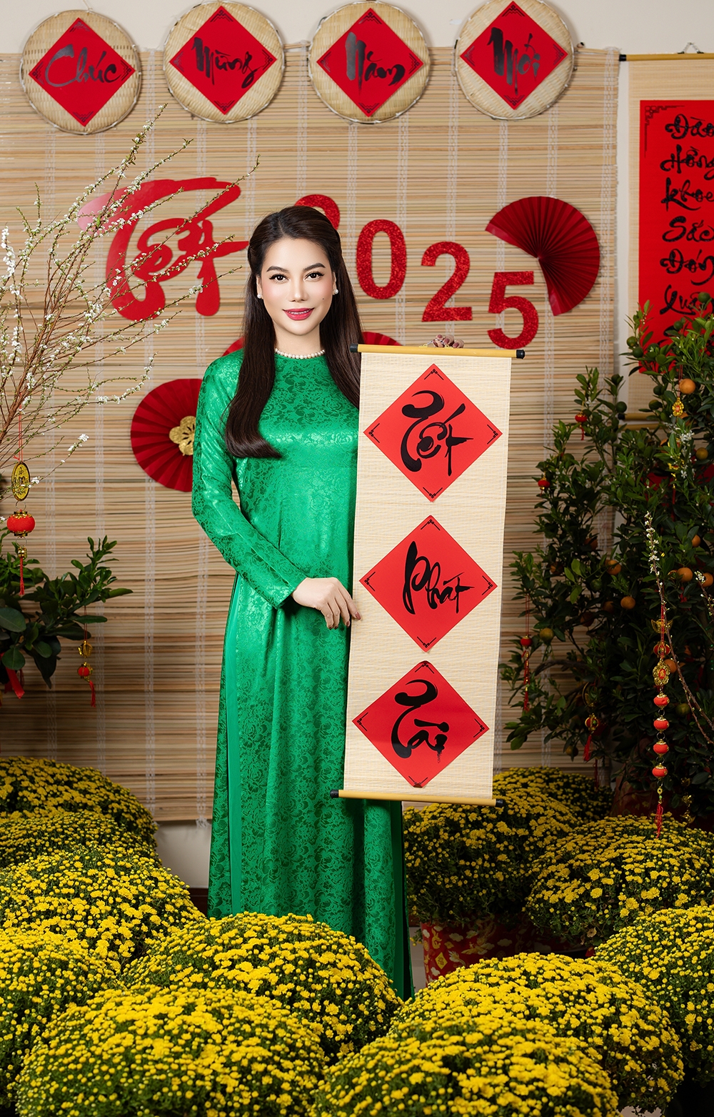 Tết Nguyên Đán là thời điểm gia đình sum họp, cùng nhau đón chào năm mới với nhiều hy vọng và niềm vui.