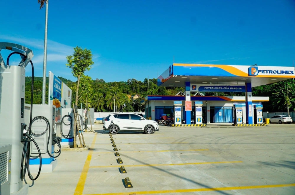 Hệ thống trạm sạc VinFast “có mặt” trên khắp 63 tỉnh thành Việt Nam 