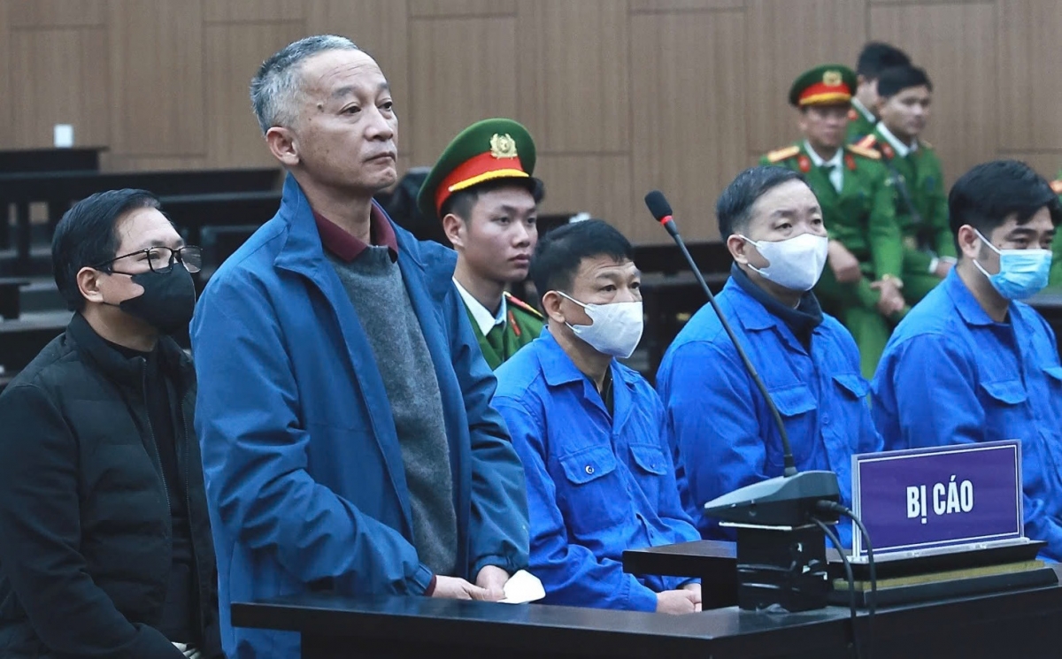 Cựu Chủ tịch UBND tỉnh Lâm Đồng Trần Văn Hiệp khai báo tại toà