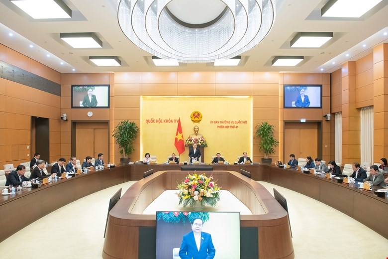 Phiên họp thứ 41 của Ủy ban Thường vụ Quốc hội