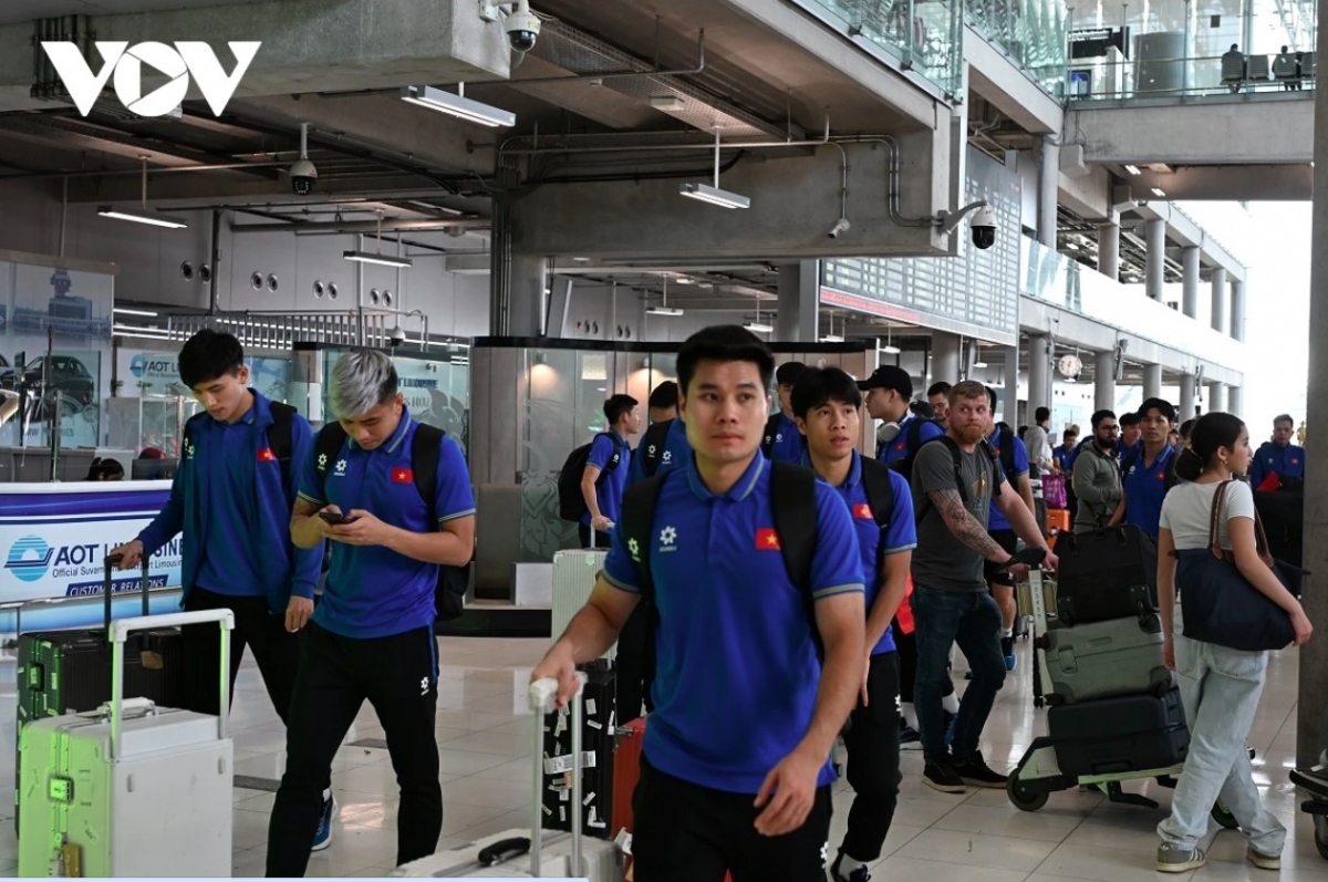 However, with only a one-goal difference, the second leg remains highly unpredictable. The rematch between Vietnam and Thailand will take place at Rajamangala Stadium in Bangkok on January 5.