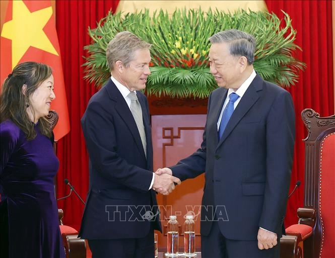 Tổng Bí thư Tô Lâm tiếp ông Nicholas Berggruen, Nhà sáng lập, Chủ tịch Công ty đầu tư Berggruen Holdings và Viện Berggruen. Ảnh TTXVN