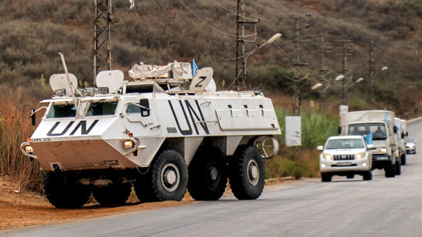Xe quân sự của UNIFIL tại miền Nam Lebanon - Ảnh: AFP