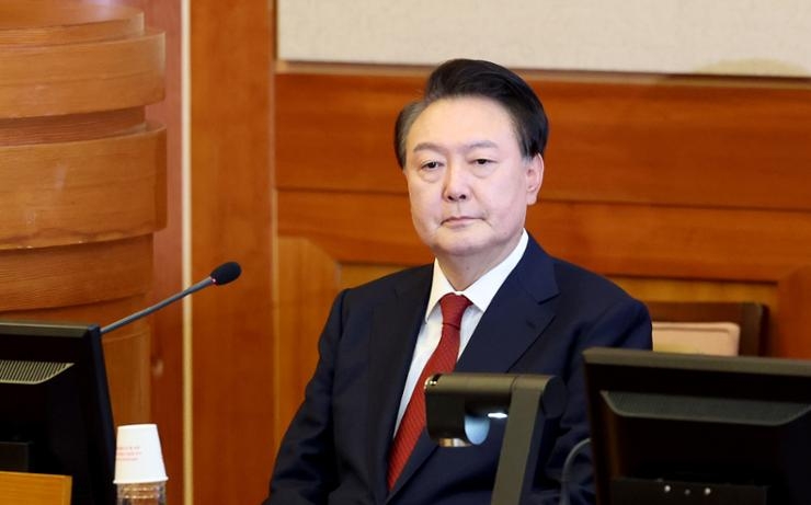 Ông Yoon Suk Yeol lần đầu xuất hiện ở Tòa án Hiến pháp, ngày 21/1/2025. Ảnh: JPC