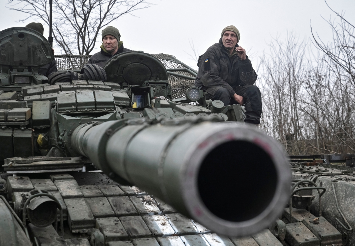 Binh lính Ukraine tham gia tập trận ở khu vực Zaporizhzhia. Ảnh: Reuters