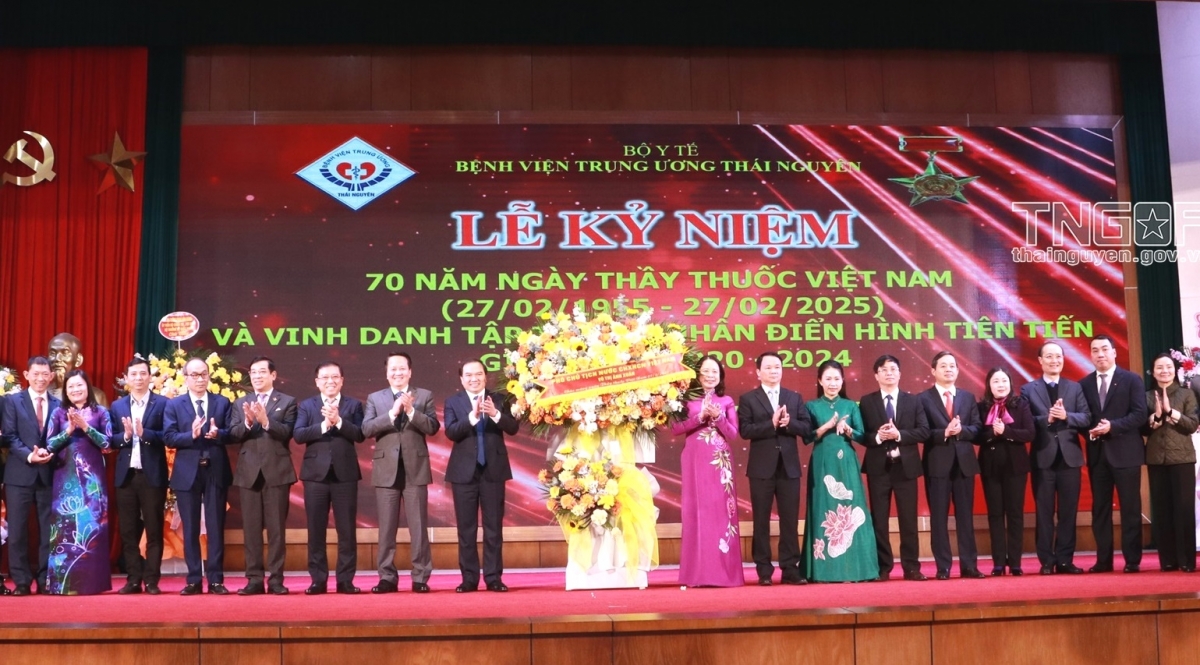 Phó Chủ tịch nước Võ Thị Ánh Xuân dự Lễ kỷ niệm 70 năm Ngày Thầy thuốc Việt Nam tại Thái Nguyên