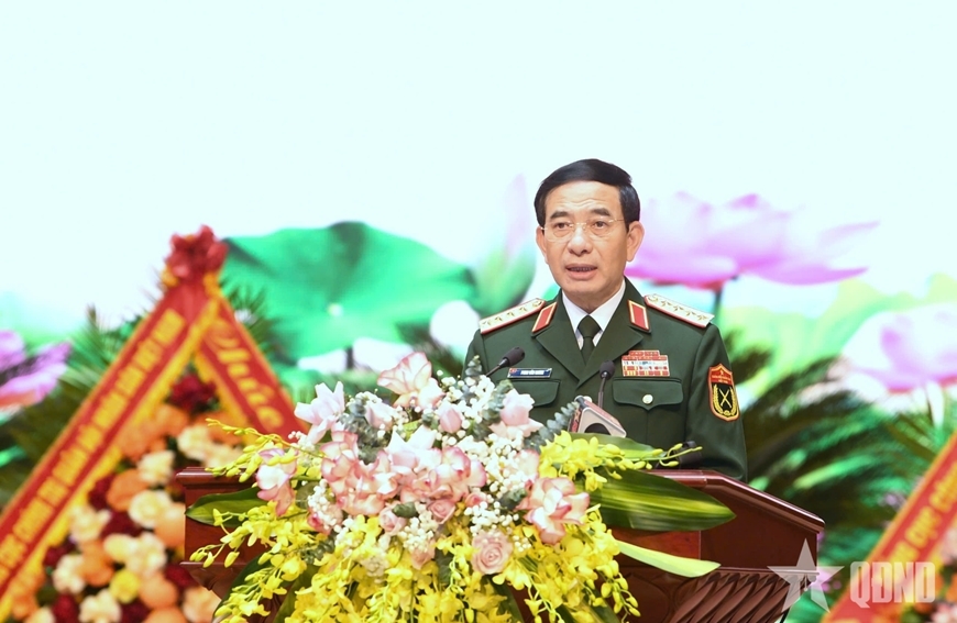 Bộ trưởng Phan Văn Giang phát biểu chỉ đạo, giao nhiệm vụ cho Tổng cục Hậu cần - Kỹ thuật.