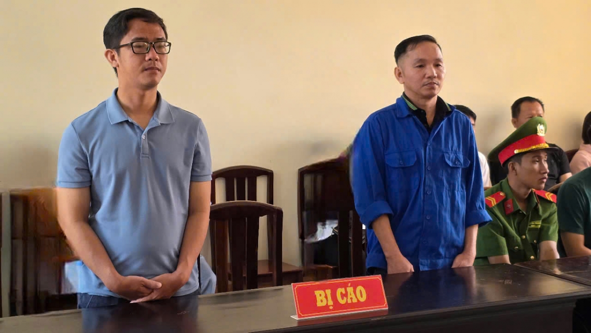 2 bị cáo tại toà