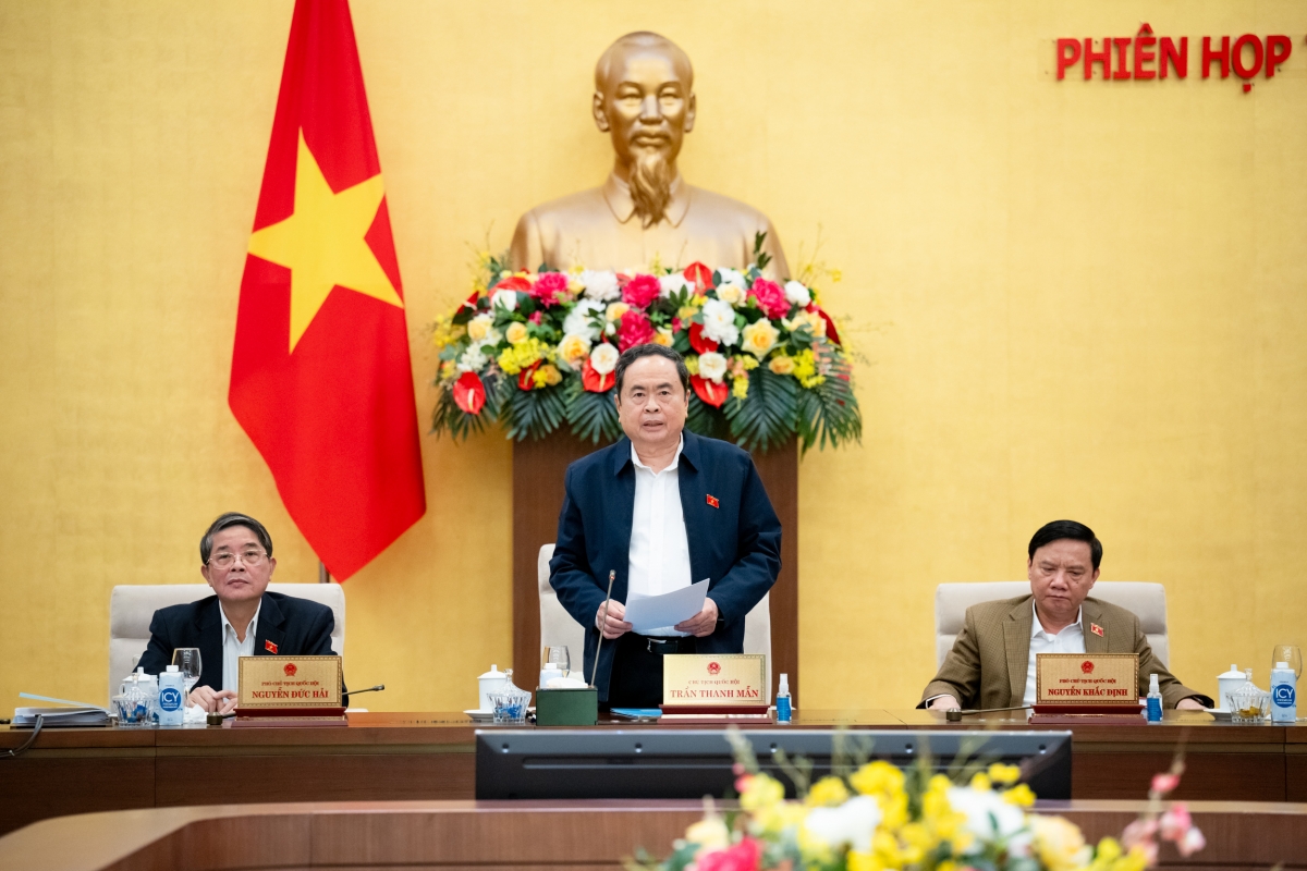 Chủ tịch Quốc hội Trần Thanh Mẫn chủ trì phiên họp của Ủy ban Thường vụ Quốc hội.
