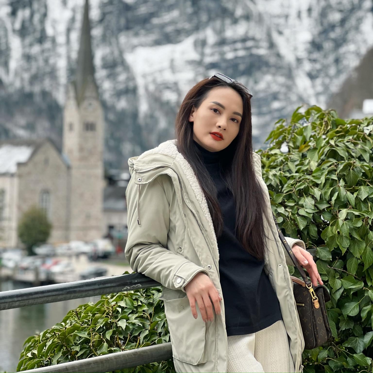 Bên cạnh đó, Bảo Thanh và gia đình dành thời gian nghỉ ngơi, đi du lịch. Cô cũng duy trì thói quen tập luyện, chơi thể thao để rèn luyện sức khỏe, giữ gìn vóc dáng.