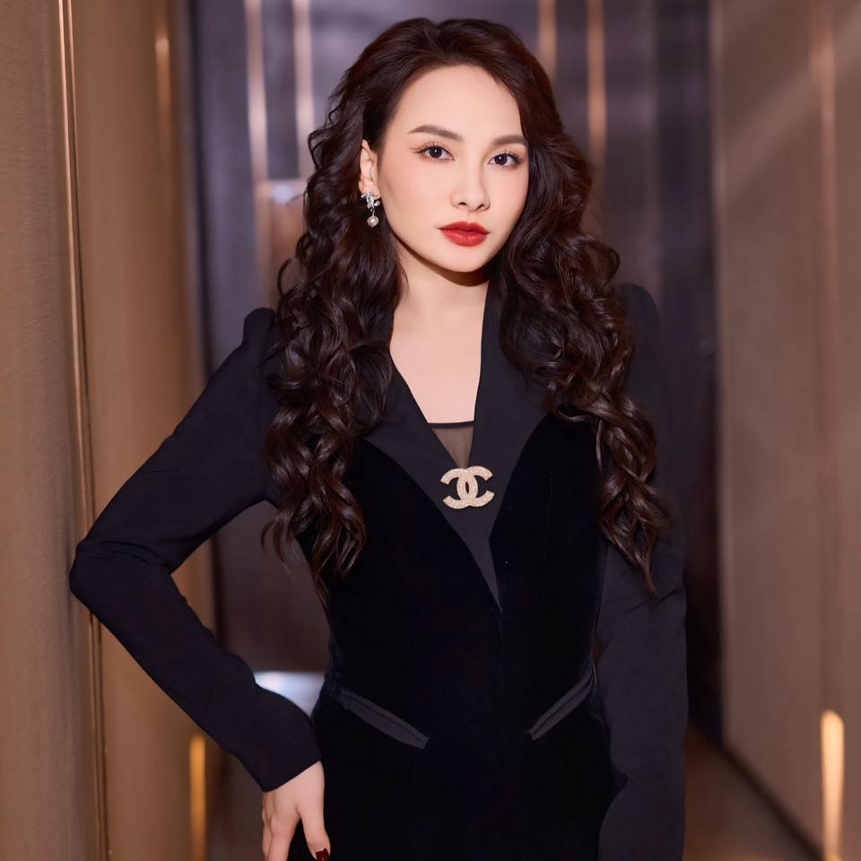 Bảo Thanh sinh năm 1990, trong một gia đình có truyền thống làm nghệ thuật, tốt nghiệp trường Sân khấu - Điện ảnh Hà Nội. Cô tham gia phim ảnh từ khi 8 tuổi với phim "Vào Nam ra Bắc". Nữ diễn viên ghi dấu ấn trong lòng khán giả với nhiều bộ phim giờ vàng như "Sống chung với mẹ chồng", "Về nhà đi con", "Người phán xử"... Từ khi mang bầu và sinh con thứ hai vào năm 2021, Bảo Thanh nghỉ đóng phim để tập trung chăm sóc gia đình, kinh doanh, nghỉ ngơi và đi du lịch.
