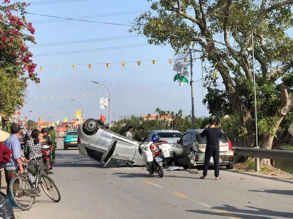 Theo báo cáo của Bộ Công an, toàn quốc xảy ra 47 vụ tai nạn giao thông, làm chết 21 người, bị thương 45 người.