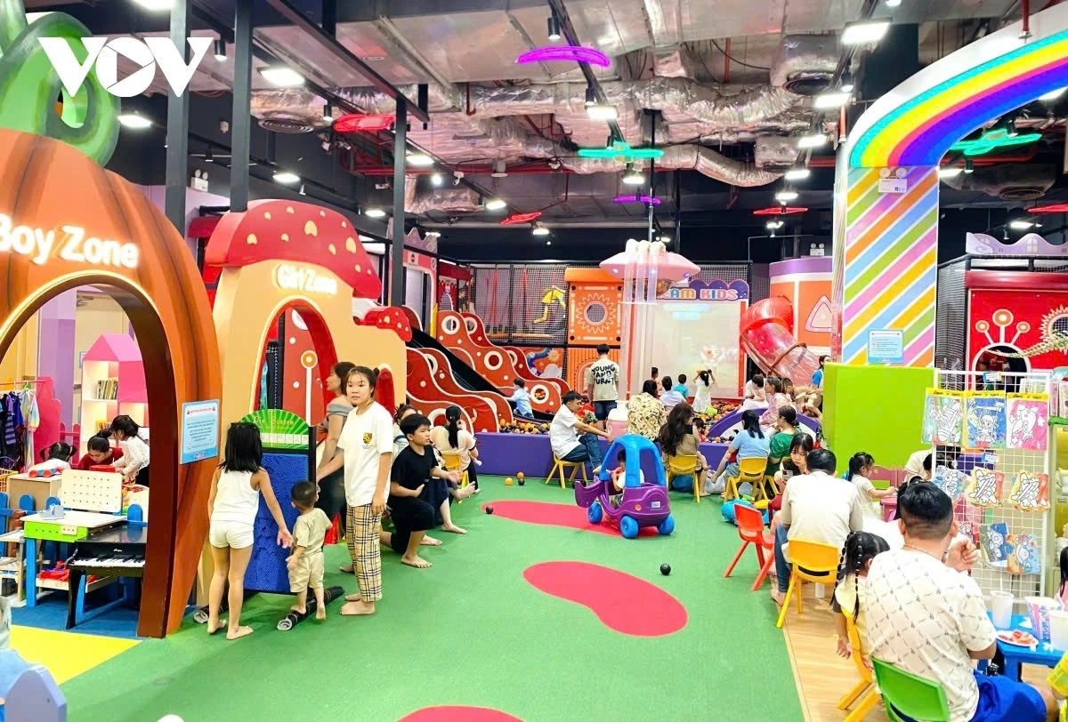 The entertainment area also attracts large crowds, especially children.
