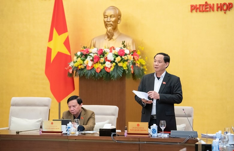 Phó Chủ tịch Quốc hội Trần Quang Phương điều hành phiên thảo luận