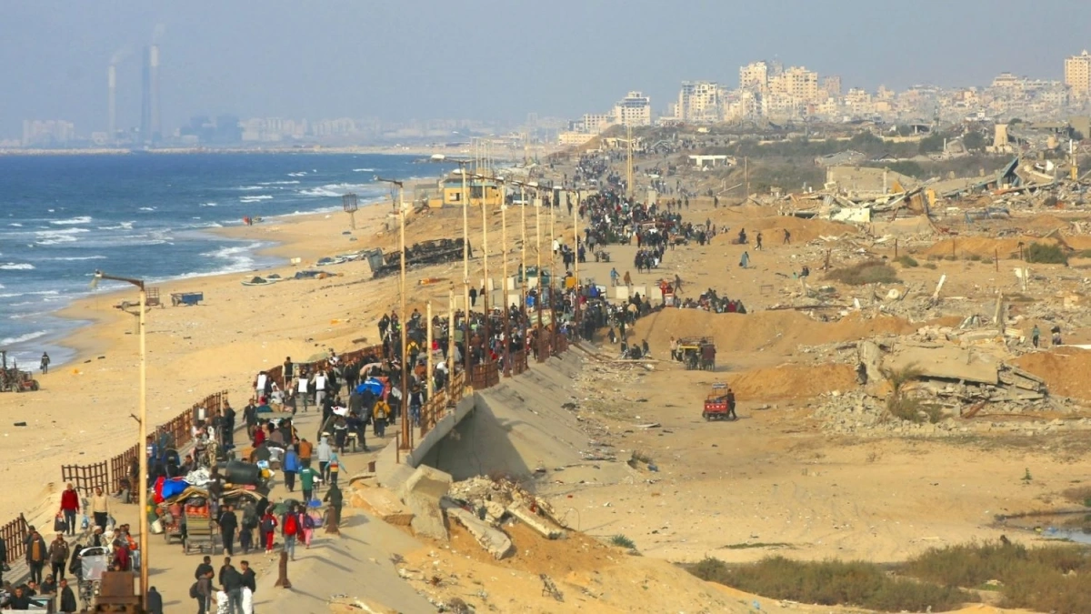 Người dân ở Dải Gaza. Ảnh: Getty