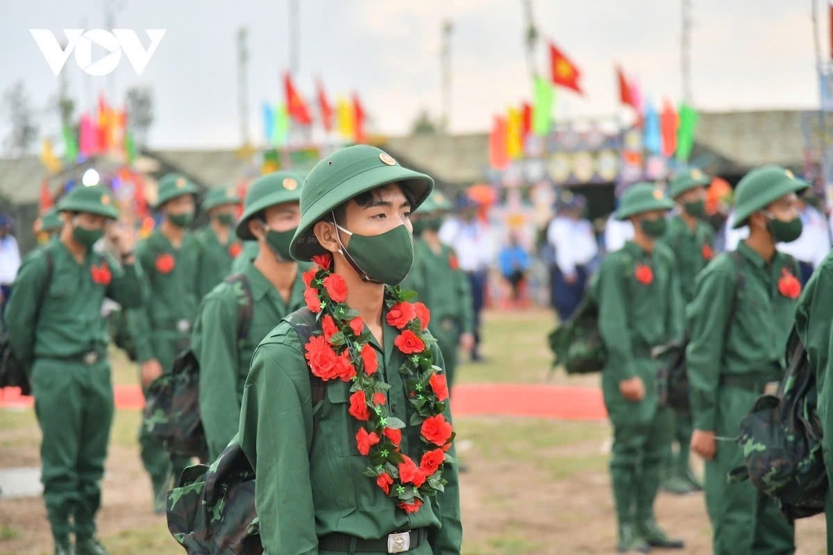 Công dân Thủ đô lên đường nhập ngũ năm 2021