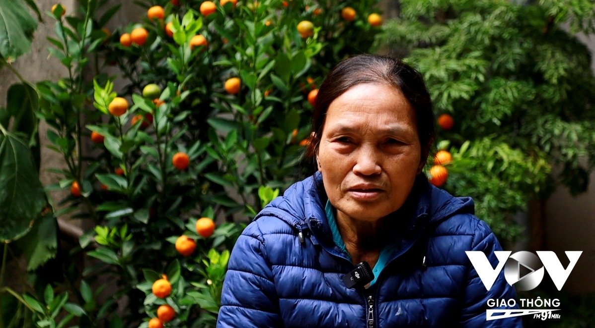 Bà Nguyễn Thị Ngữ tiết lộ, bà con từng bị người công ty Hoàng Hà chặn, dọa ném bom, bộc phá vào nhà nếu vác đơn đi kiện