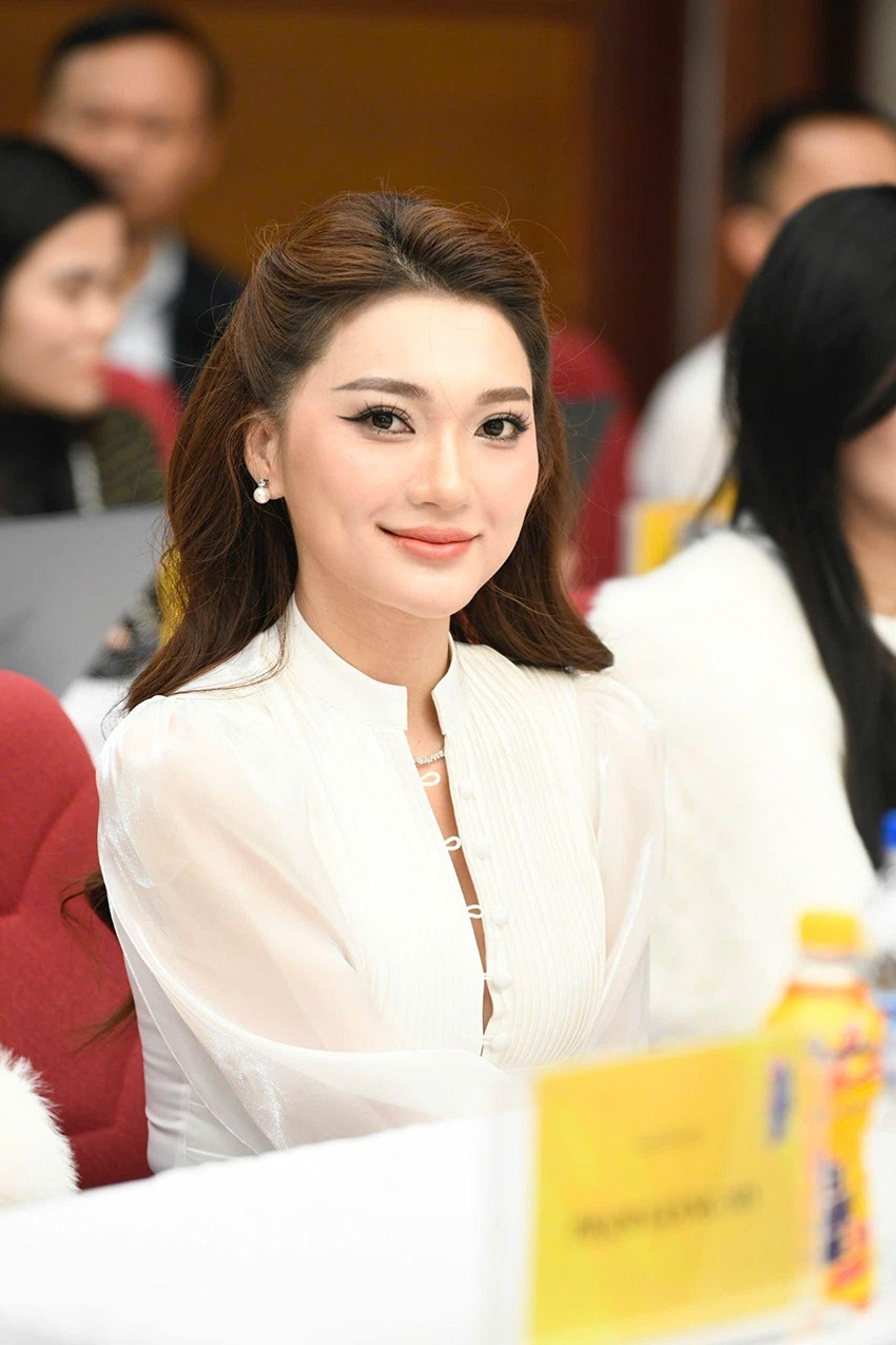 Người đẹp Nguyễn Ngọc Nữ tại sự kiện công bố giải thưởng “Bền Đam Mê”