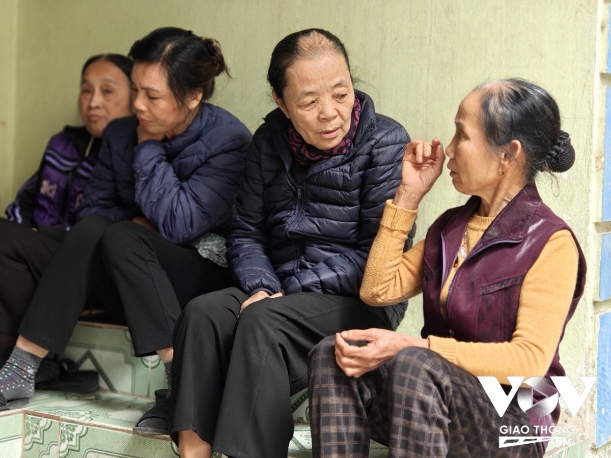 Những nông dân già cả, ngây thơ pháp luật cho rằng, họ đã bị công ty Hoàng Hà và dàn cán bộ xã thời kỳ trước lập kế hoạch tinh vi để lợi dụng và thâu tóm đất của mình