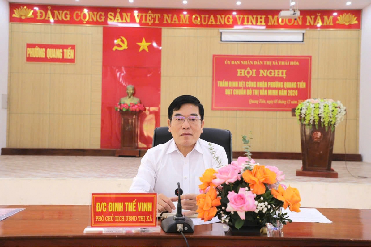 Ông Đinh Thế Vinh, Phó Chủ tịch UBND thị xã Thái Hòa (Nghệ An)