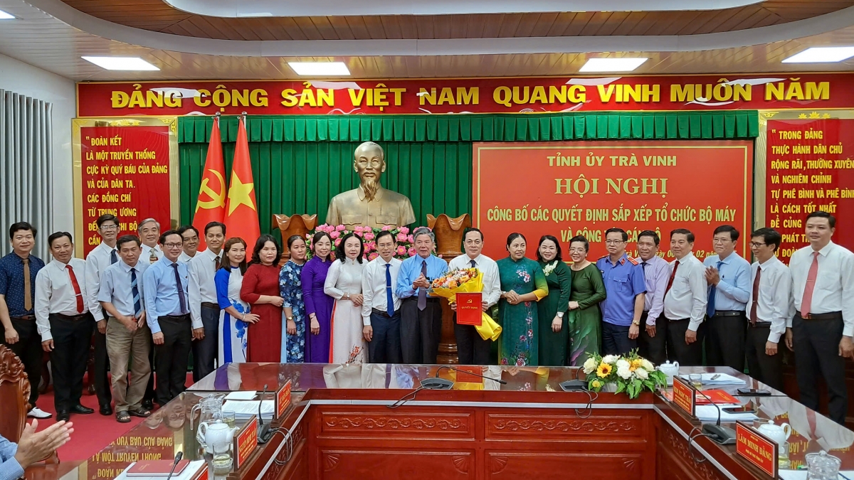 Ban lãnh đạo Đảng bộ các cơ quan đảng tỉnh Trà Vinh nhiệm kỳ 2020-2025