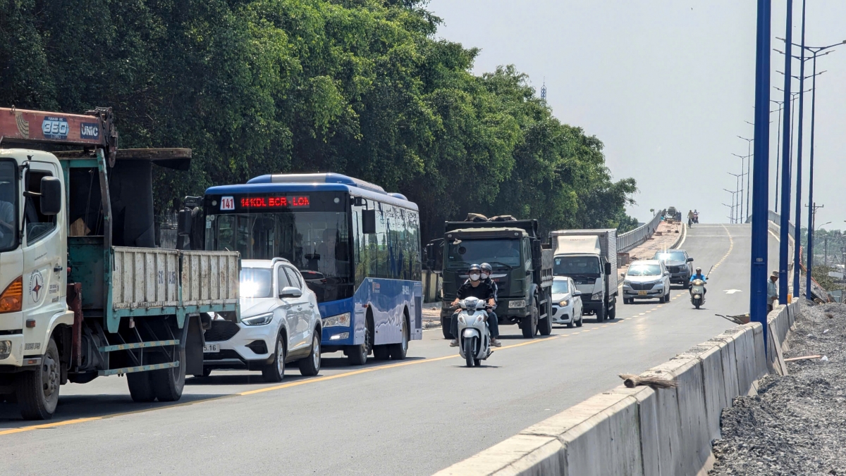 Nhánh cầu còn lại cũng sẽ được triển khai hoàn thành trong năm 2025 (ảnh AT)
