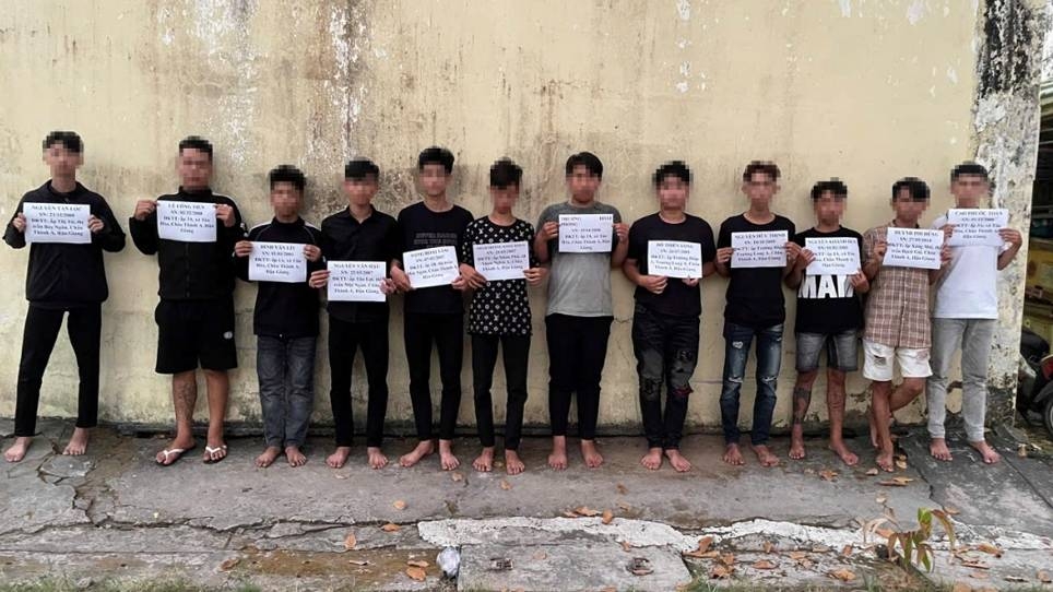 Hai nhóm đối tượng tham gia đánh nhau. Ảnh: Thế Phong