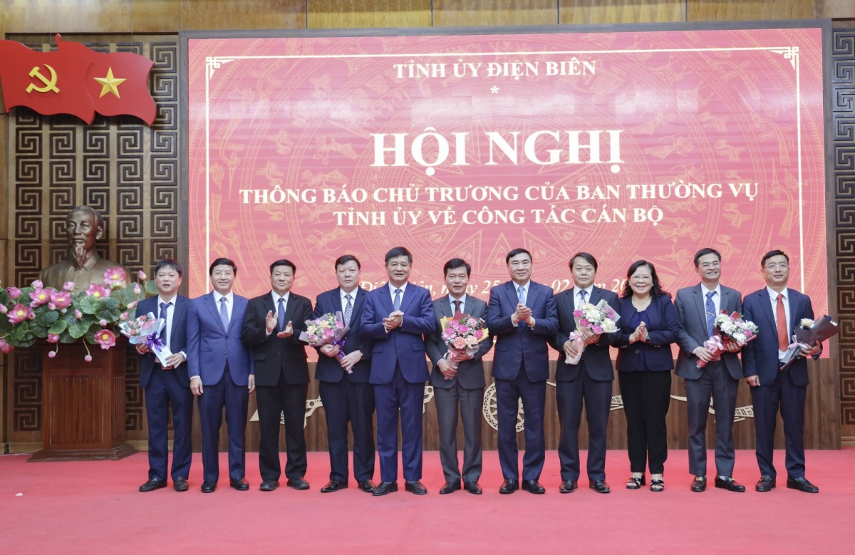 Nhiều vị trí quan trọng tại các sở, ngành, địa phương đã được sắp xếp lại theo Nghị quyết 26-NQ/TU, đảm bảo tinh gọn, hoạt động hiệu lực, hiệu quả