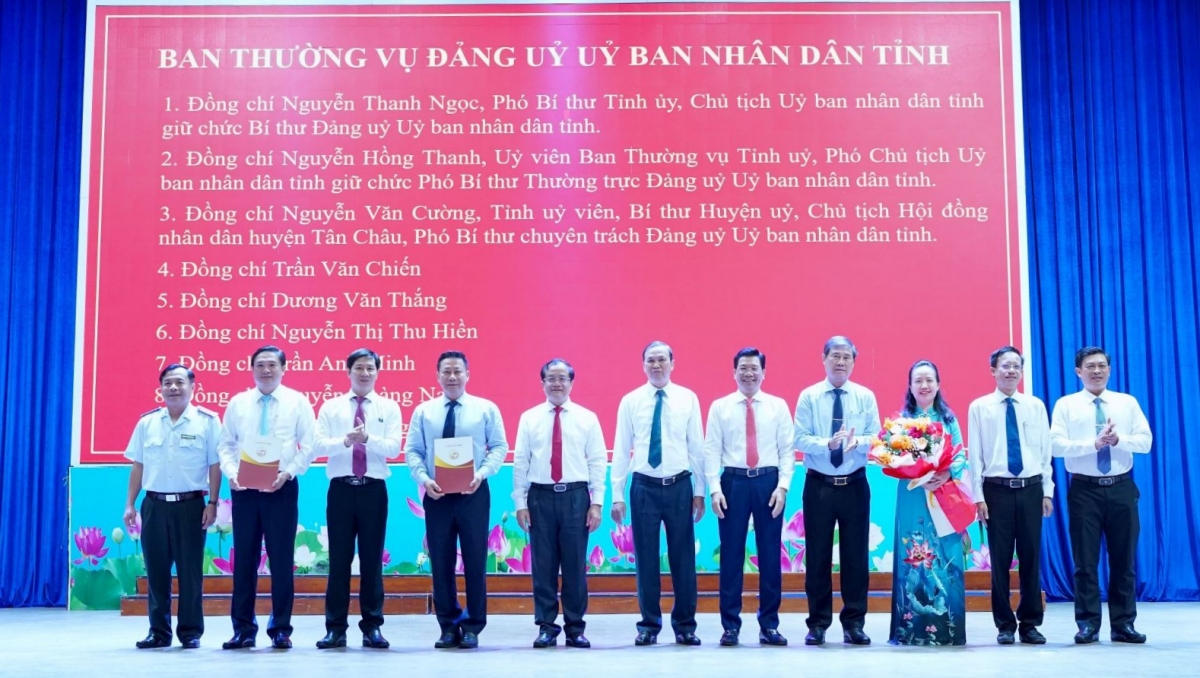 Ban Thường vụ Đảng bộ UBND tỉnh Tây Ninh (ảnh Báo Tây Ninh)