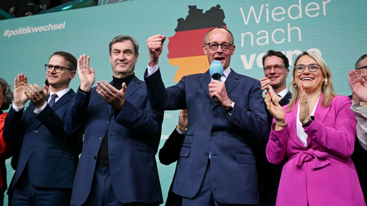 Lãnh đạo CDU Friedrich Merz (thứ hai từ trái sang). Ảnh: Getty