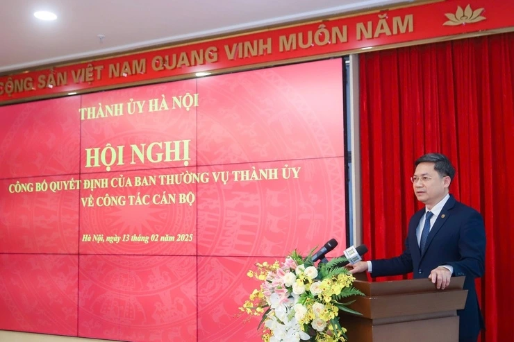 Tân Trưởng ban Tổ chức Thành ủy Hà Nội Hà Minh Hải phát biểu nhận nhiệm vụ