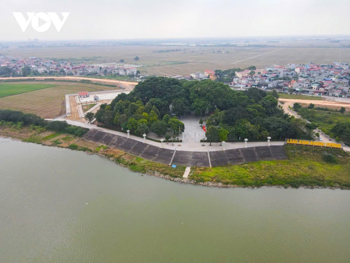 Toàn cảnh Khu di tích Lăng và Đền thờ Kinh Dương Vương