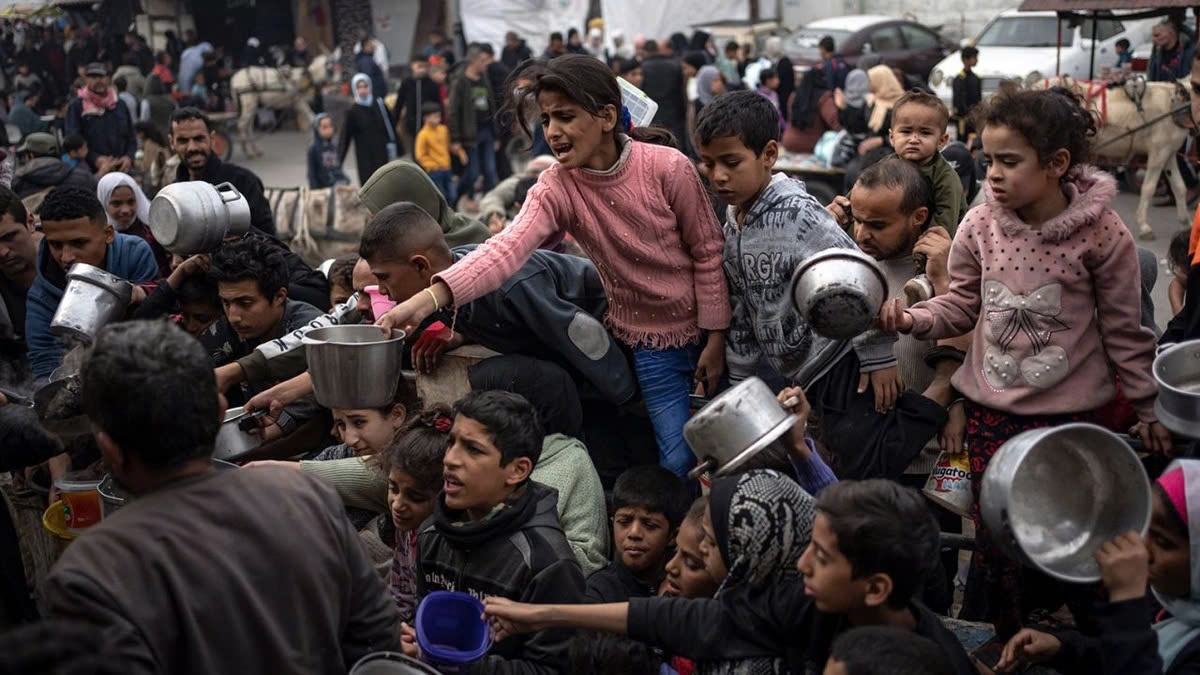 Người dân Palestine ở dải Gaza. (Ảnh: CNN)