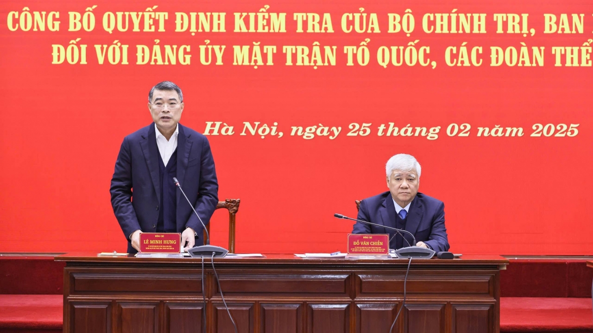 Trưởng Ban Tổ chức Trung ương Lê Minh Hưng phát biểu tại hội nghị