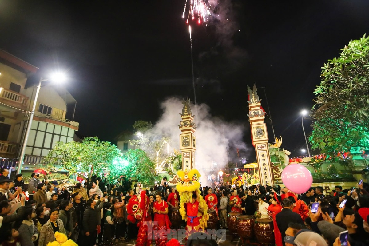 Diverse activities also get underway during the occasion, including a lion dance.