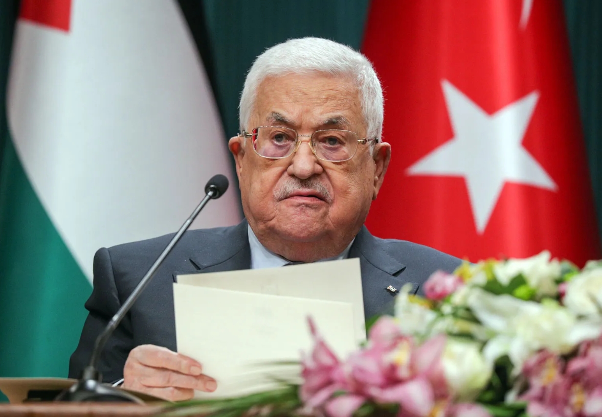 Tổng thống Palestine Mahmoud Abbas. Ảnh: Britannica