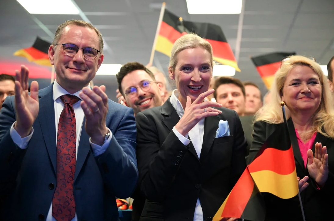 Hai đồng lãnh đạo AfD Alice Weidel (trái) và Tino Chrupalla (phải). Ảnh: Getty