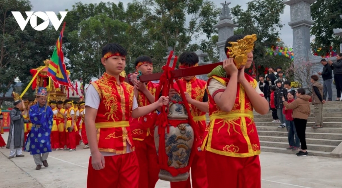 An annual incense offering festival of the Hai Ba Trung (Trung Sisters) Temple takes place on February 9 in Song Ma border district in Son La province.